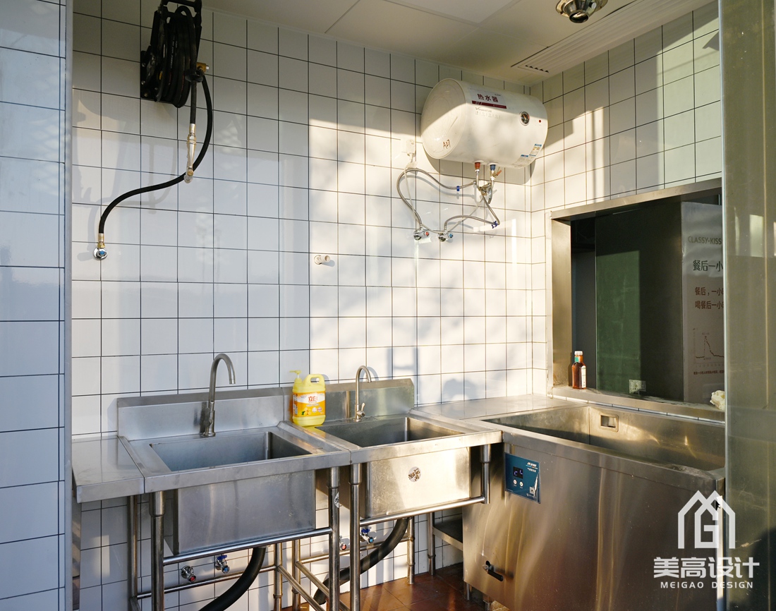 小鹏汇天公司餐厅后厨装修实景图
